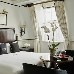 Executive Zimmer mit Kingsize-Bett